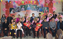 七人整体生日会 百余员工齐欢庆