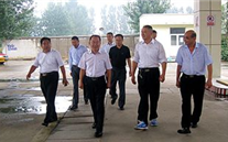 县向导一行莅临汶上公司检查指导国庆节清静生产事情