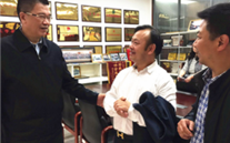重庆市人大常委会副主任、市总工会主席郑洪一行来亚洲胜游集团视察调研